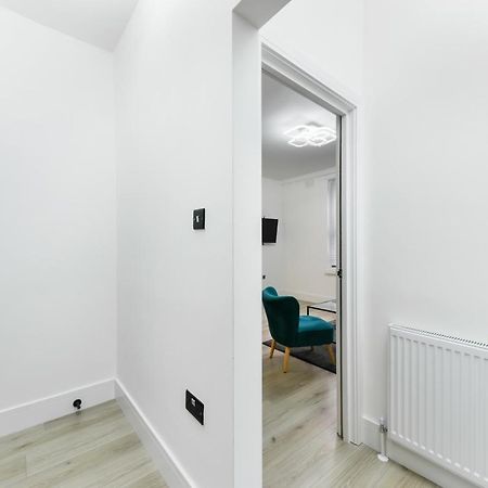 New Stylish 1 Bedroom Apartment - Flat D Norwood Экстерьер фото